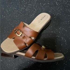 Life Stride Women's Tan Slide Sandals
